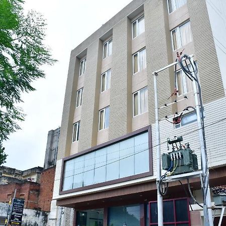 Hotel Yatharth Inn Varanasi Luaran gambar