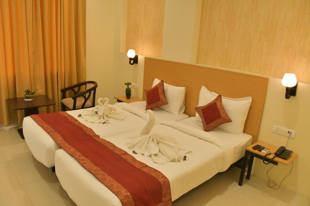 Hotel Yatharth Inn Varanasi Luaran gambar
