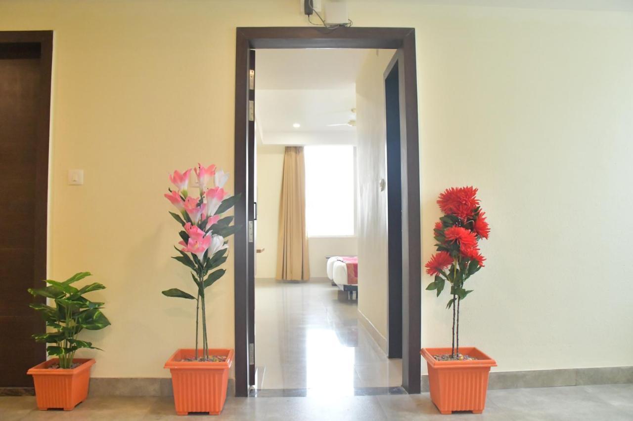 Hotel Yatharth Inn Varanasi Luaran gambar