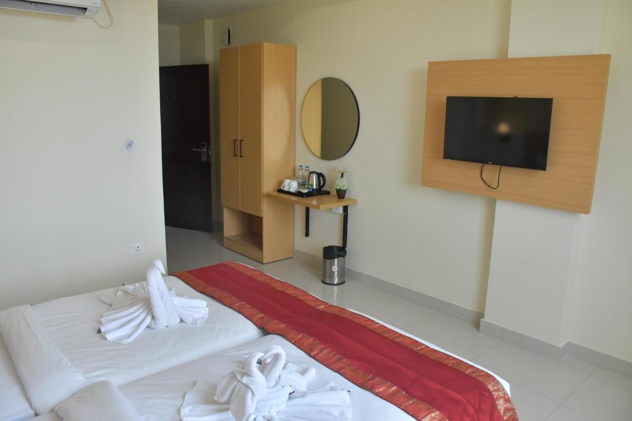 Hotel Yatharth Inn Varanasi Luaran gambar