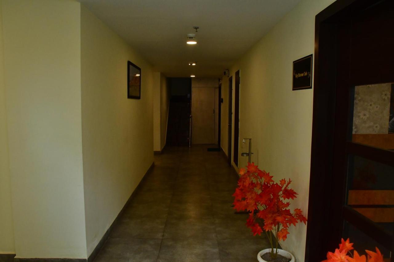 Hotel Yatharth Inn Varanasi Luaran gambar