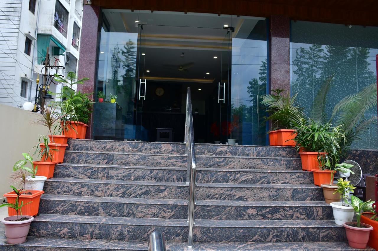 Hotel Yatharth Inn Varanasi Luaran gambar