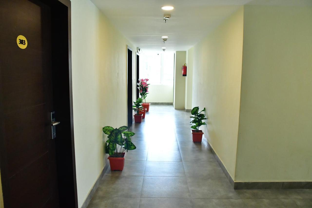 Hotel Yatharth Inn Varanasi Luaran gambar