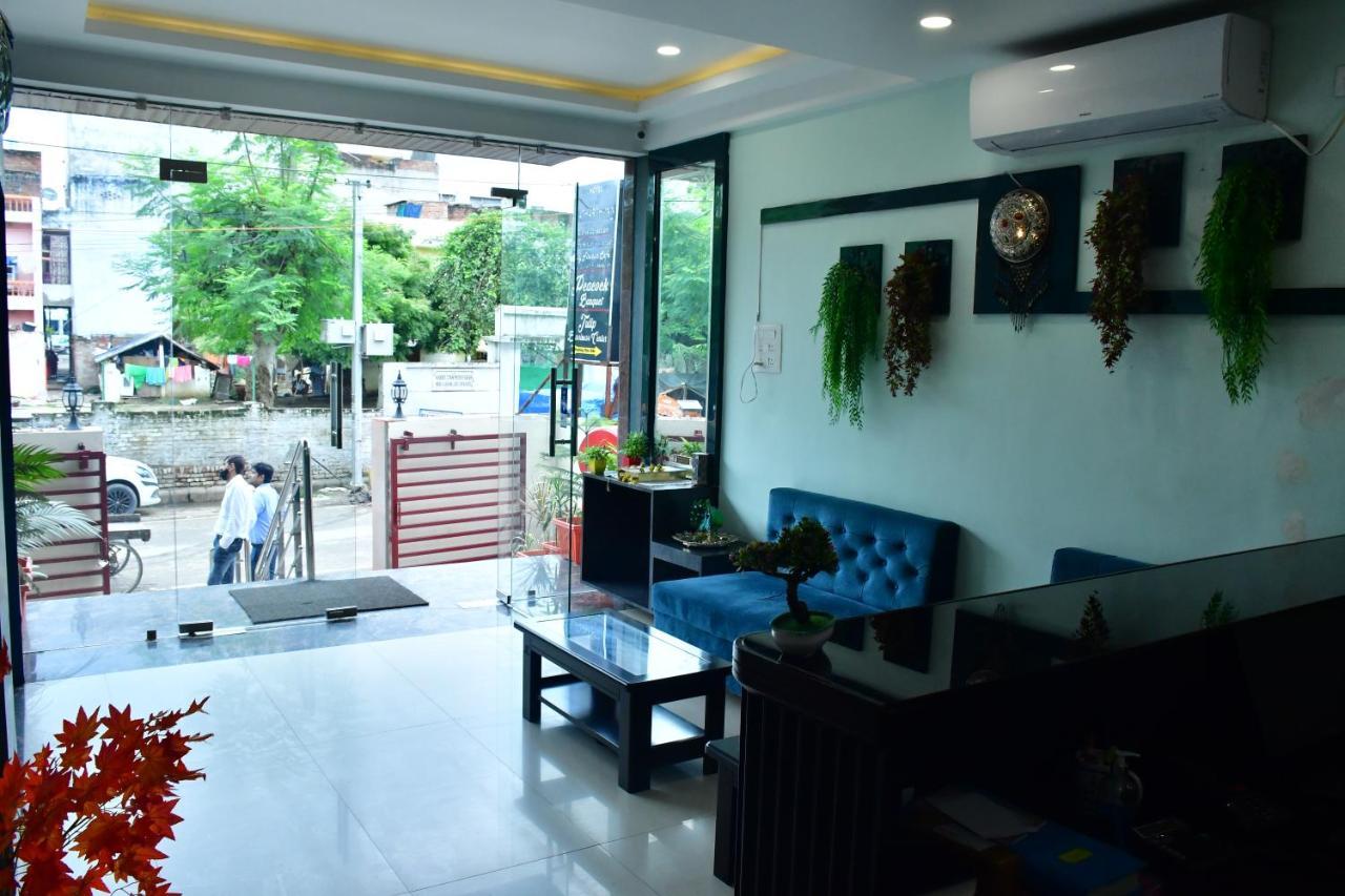 Hotel Yatharth Inn Varanasi Luaran gambar