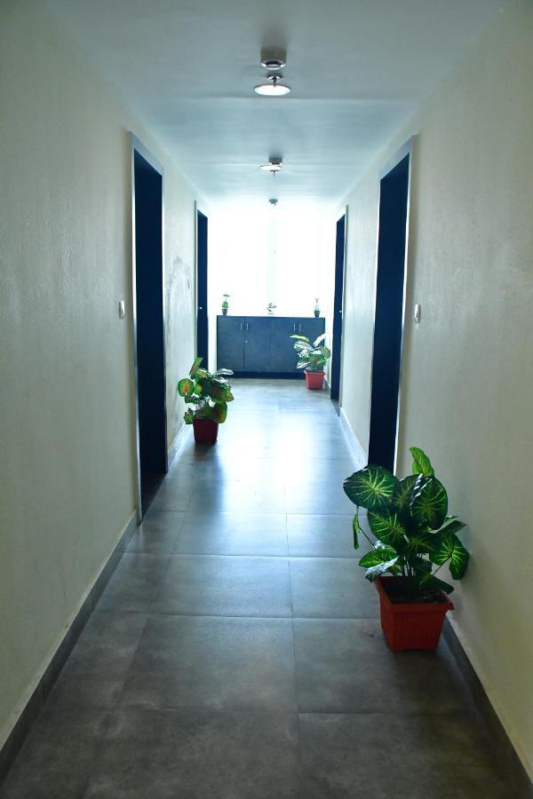 Hotel Yatharth Inn Varanasi Luaran gambar