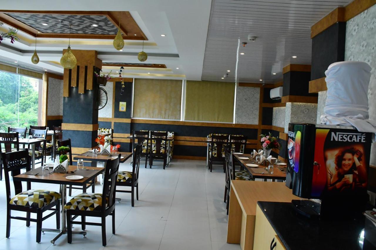 Hotel Yatharth Inn Varanasi Luaran gambar